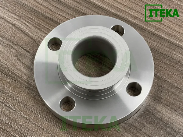 Stub End inox kết hợp với mặt bích lồng như thế nào?